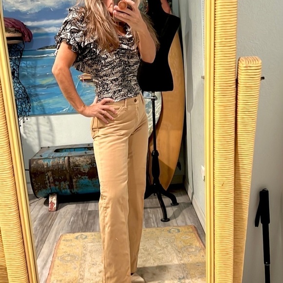 🎉HP🎉VTG Levi’s,Mid-Rise,Flared Leg, Excellent Condition,Absolutely Amazing Fit - Picture 1 of 15